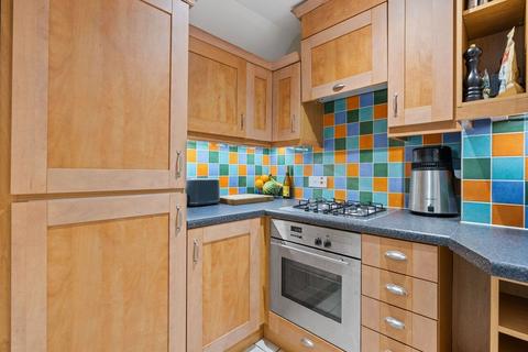 undefined, Flat 7 Tan Tivvy Court, West Street, Haslemere, Surrey, GU27 2EP