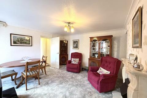 2 bedroom cottage for sale, Llantrisant, Pontyclun CF72
