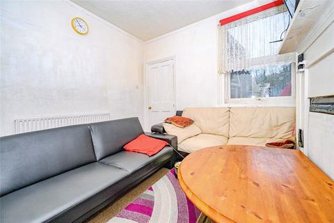 2 bedroom terraced house for sale, Ridgway Road, Luton, Bedfordshire, LU2