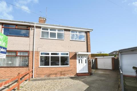 3 bedroom semi-detached house for sale, Roslyn Crescent, Hull HU12