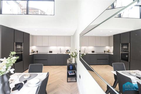 3 bedroom house to rent, Aylmer Parade, London, N2