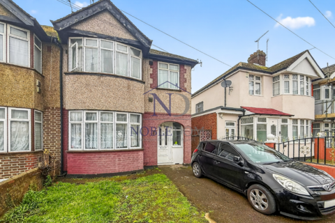 Hounslow, TW3