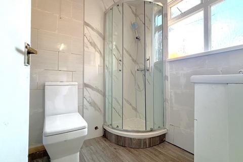 2 bedroom terraced house to rent, Dartmouth Street, West Bromwich B70