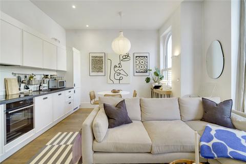 2 bedroom property for sale, Sisters Avenue, SW11