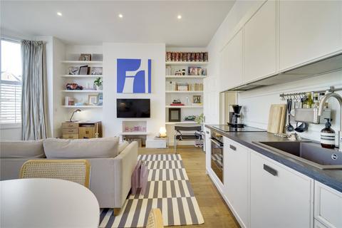 2 bedroom property for sale, Sisters Avenue, SW11