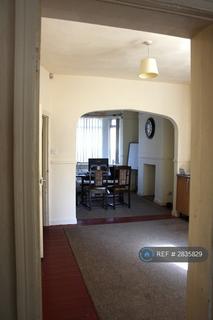 3 bedroom terraced house to rent, New Cross Street, Salford, M5