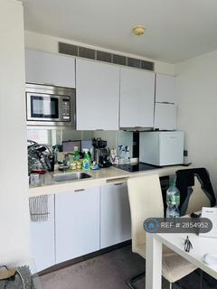 Studio to rent, Ontario Tower, London, E14