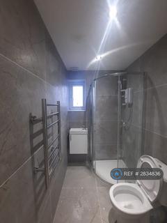 Studio to rent, Keats Way, West Drayton, UB7