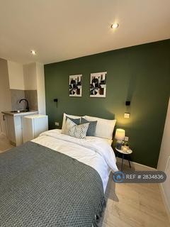 Studio to rent, Keats Way, West Drayton, UB7