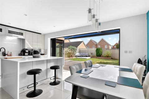 4 bedroom detached house for sale, Jaguar Lane, Bracknell, Berkshire, RG12