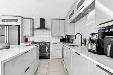 4 bedroom detached house for sale, Jaguar Lane, Bracknell, Berkshire, RG12