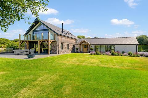4 bedroom detached house for sale, Caernarfon LL55