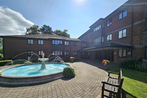 1 bedroom retirement property for sale, Maplebeck Court, Lode Lane, Solihull