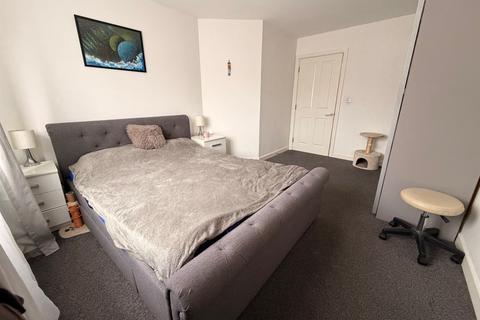 2 bedroom flat for sale, Oakwell Vale, Barnsley