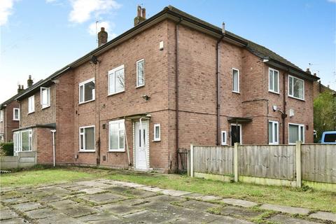 3 bedroom maisonette for sale, Ravenscar Crescent, Manchester, Greater Manchester, M22