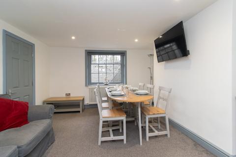 4 bedroom end of terrace house for sale, Trinity Square, Margate, CT9