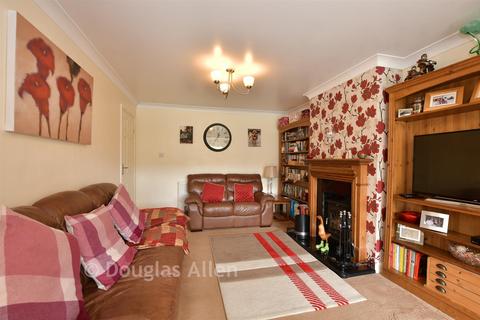 3 bedroom semi-detached bungalow for sale, Lucerne Walk, Wickford SS11