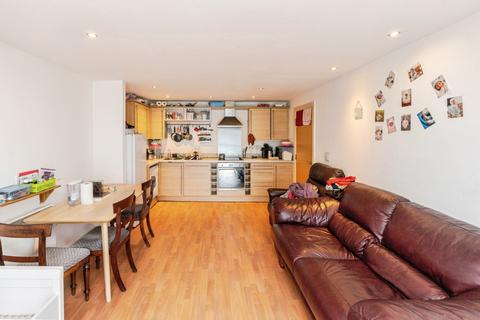 2 bedroom flat for sale, Central Way, Warrington, Cheshire, WA2