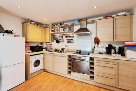 2 bedroom flat for sale, Central Way, Warrington, Cheshire, WA2