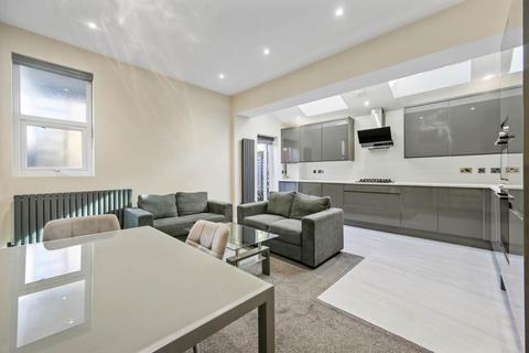 2 bedroom terraced house for sale, Eynham Road, North Kensington, London W12 0HB