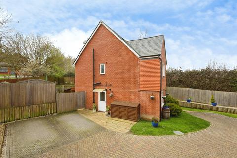 4 bedroom detached house for sale, Viburnum Way, Hailsham