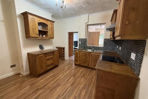 2 bedroom terraced house for sale, Horninglow Road, Burton-On-Trent DE14