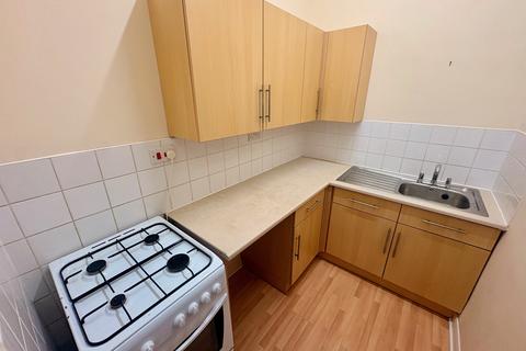 1 bedroom flat to rent, Headland Park, PLYMOUTH