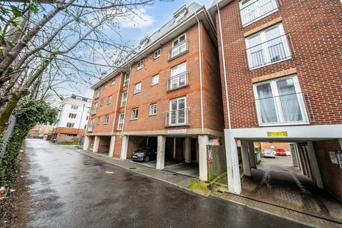 2 bedroom flat for sale, Vectis Way, Hampshire PO6