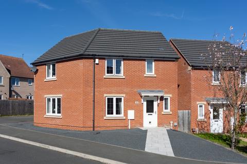 3 bedroom detached house for sale, Glen Road, Loughborough, LE11