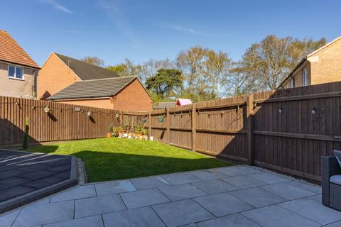3 bedroom detached house for sale, Glen Road, Loughborough, LE11