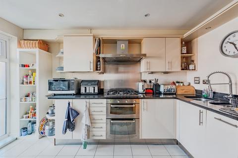 4 bedroom end of terrace house for sale, Gumbrell Mews, Redhill