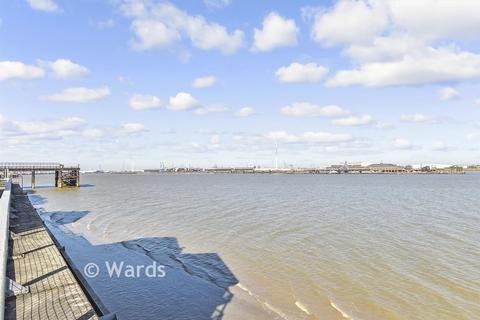1 bedroom apartment for sale, Regents Court, Gravesend DA11