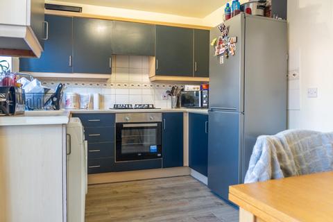 2 bedroom terraced house to rent, Keswick Close, Leicester LE2