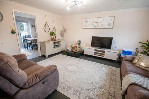 3 bedroom semi-detached house for sale, Riverside Road, Manchester M26