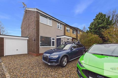 3 bedroom townhouse for sale, Kay Brow, Bury BL0