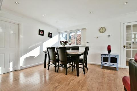 undefined, Mereside Close, Cheadle SK8