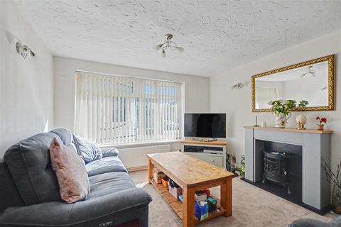 3 bedroom semi-detached house for sale, Hadstock Close, Sandiacre, Nottingham