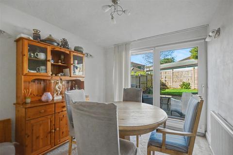 3 bedroom semi-detached house for sale, Hadstock Close, Sandiacre, Nottingham