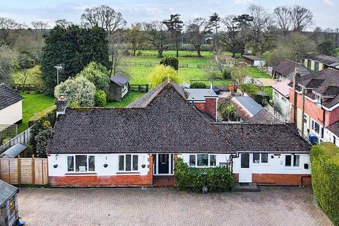 5 bedroom bungalow for sale, High Pitfold, Surrey GU26