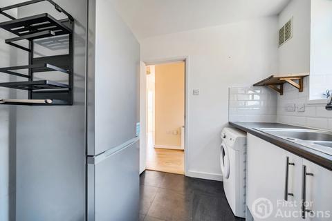 2 bedroom maisonette for sale, Broadlands Road, Bromley