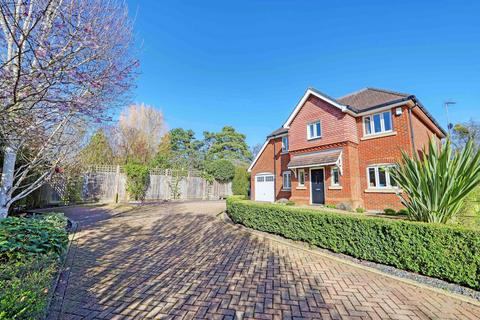 4 bedroom detached house for sale, Henden Mews, Maidenhead, SL6