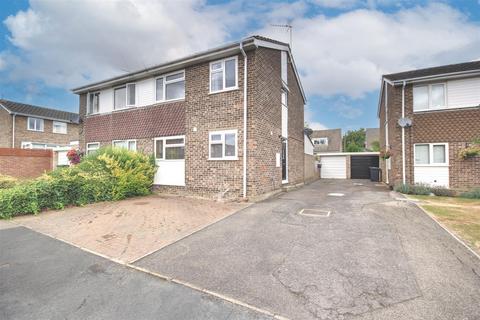 3 bedroom semi-detached house for sale, Teal Close, St. Ives