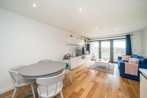 1 bedroom flat for sale, Bramah Road, London SW9