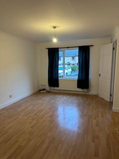 3 bedroom semi-detached house to rent, Clos Cadno, Cwmrhydyceirw SA6