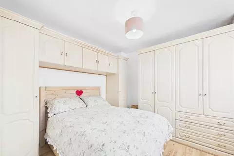 3 bedroom end of terrace house for sale – pohled 4