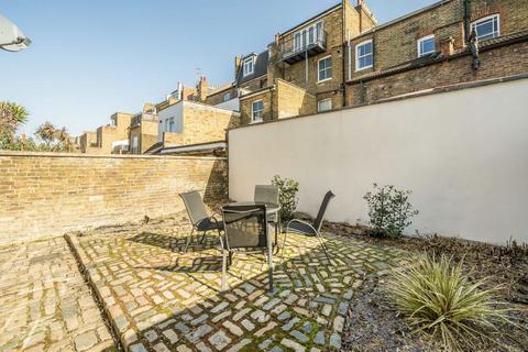 2 bedroom flat for sale, Stanley Grove, London SW8