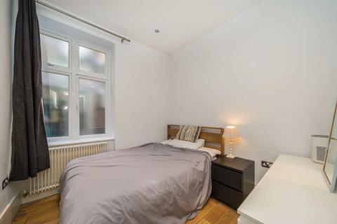 2 bedroom flat for sale, Stanley Grove, London SW8