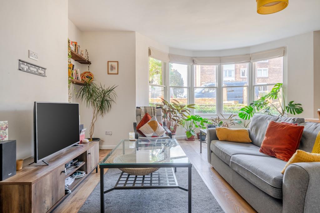 Apartment in Bristol - View 2