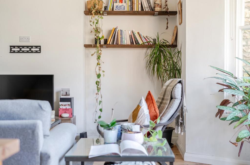 Apartment in Bristol - View 5