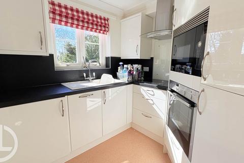 1 bedroom retirement property for sale, Bennett Court, Letchworth Garden City, SG6 3WA
